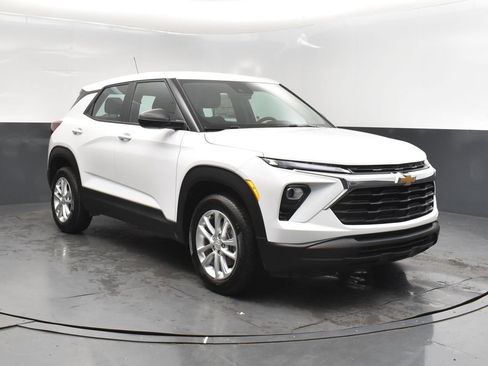New 2026 Chevrolet TrailBlazer LS image 9