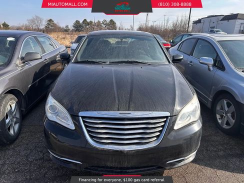 Used 2012 Chrysler 200 Touring image 13