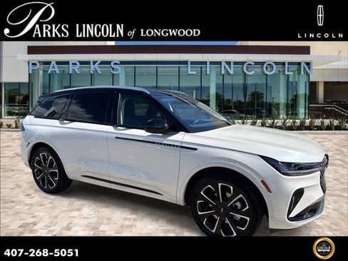 New 2026 Lincoln Nautilus Reserve image 1