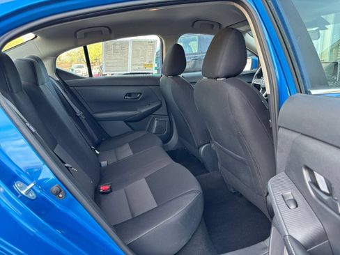 Used 2025 Nissan Sentra SV FWD image 19