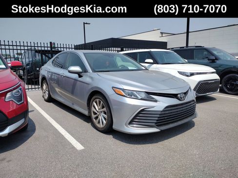 Used 2023 Toyota Camry LE FWD image 1