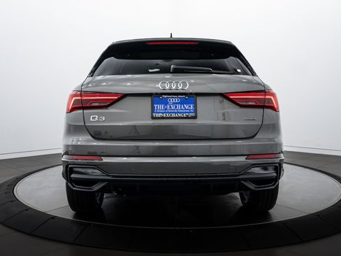 New 2025 Audi Q3 2.0T Premium image 17