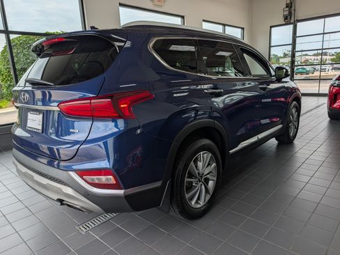 Used 2020 Hyundai Santa Fe SEL w/ Convenience + Premium Package AWD/4WD image 2