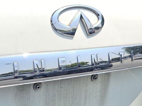 Used 2017 INFINITI QX80 2WD w/ Driver Assistance Package image 34