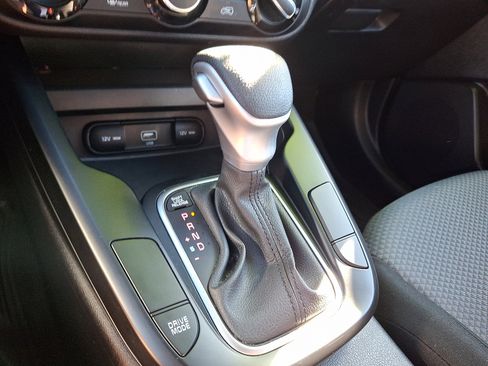 Used 2022 Kia Soul LX w/ Technology Package image 14