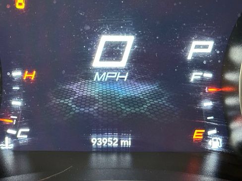 Used 2018 Dodge Charger GT AWD/4WD image 6