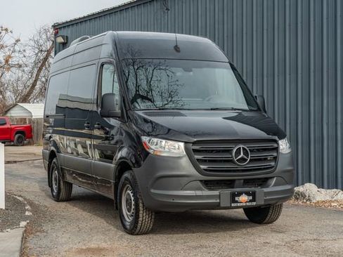 Used 2019 Mercedes-Benz Sprinter 2500 image 8