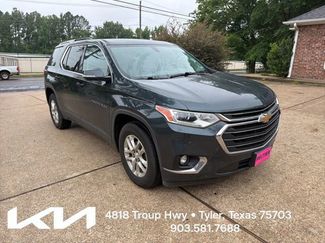 Used 2018 Chevrolet Traverse LT FWD video 1
