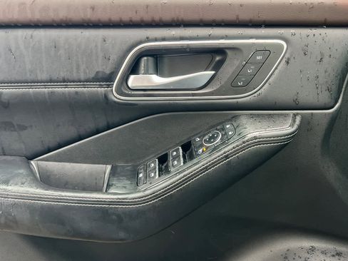 Used 2021 Nissan Rogue SL image 13