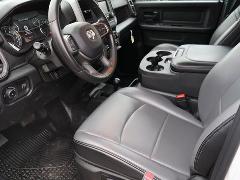 Used 2024 RAM 3500 Tradesman w/ Chrome Appearance Group image 20