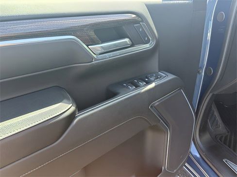 Certified 2024 Chevrolet Silverado 2500 LT image 6