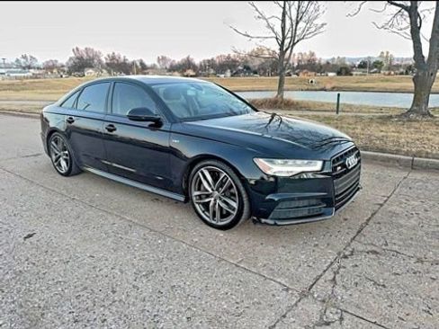 Used 2016 Audi S6 Prestige w/ Prestige Package image 3