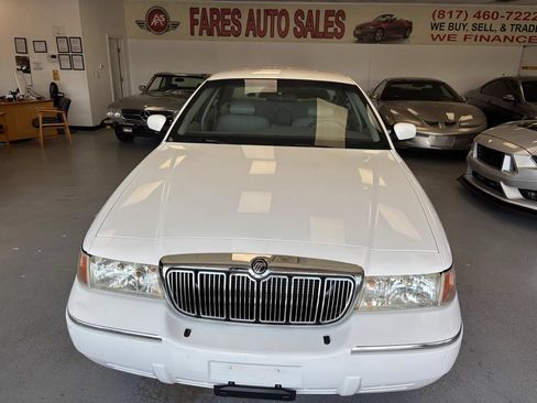 Used 2002 Mercury Grand Marquis GS RWD image 1