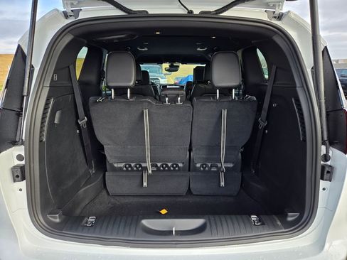 New 2026 Chrysler Pacifica Select image 29