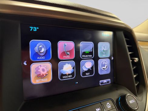 Used 2017 GMC Acadia Denali w/ Technology Package FWD image 28