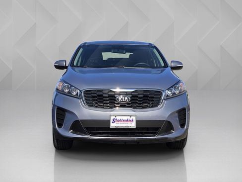 Used 2020 Kia Sorento L image 2