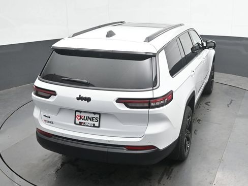 New 2026 Jeep Grand Cherokee L Limited AWD/4WD image 30