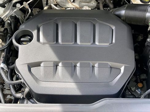 Certified 2024 Volkswagen Atlas Peak Edition SEL image 32