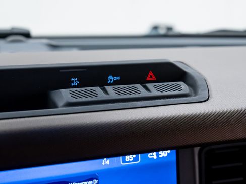 Used 2022 Ford Bronco Outer Banks image 28