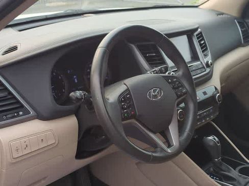 Used 2018 Hyundai Tucson SEL Plus AWD/4WD image 10