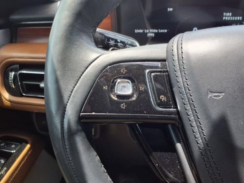 Used 2023 Lincoln Aviator Reserve w/ Equipment Group 201A RWD image 18