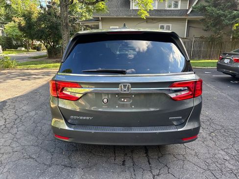 Used 2018 Honda Odyssey Touring image 7