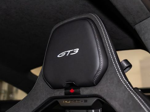 Used 2026 Porsche 911 GT3 RWD image 69