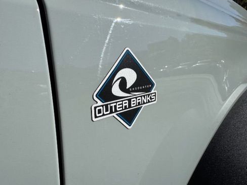 Used 2022 Ford Bronco Outer Banks w/ Sasquatch Package image 44