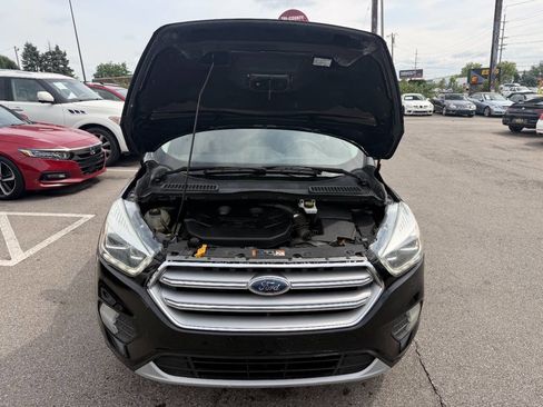 Used 2017 Ford Escape Titanium w/ Equipment Group 301A AWD/4WD image 10