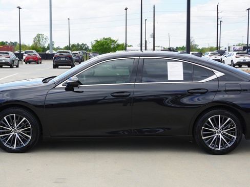 Certified 2023 Lexus ES 350 w/ Premium Package image 6