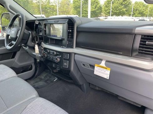 New 2026 Ford F350 4x4 Crew Cab Super Duty image 23