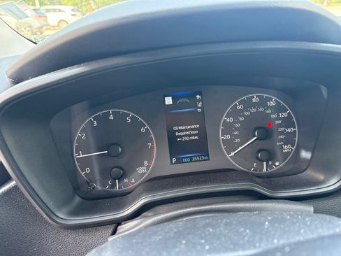 Used 2025 Toyota Corolla LE FWD image 14