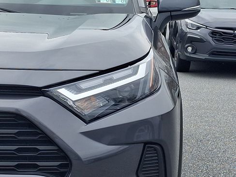 Used 2022 Toyota RAV4 XLE w/ Convenience Package image 9