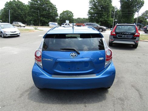 Used 2012 Toyota Prius C Two FWD image 6