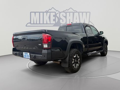 Used 2019 Toyota Tacoma TRD Off-Road w/ TRD Premium Off Road Package AWD/4WD image 5