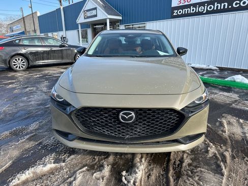 Used 2024 MAZDA MAZDA3 s image 2