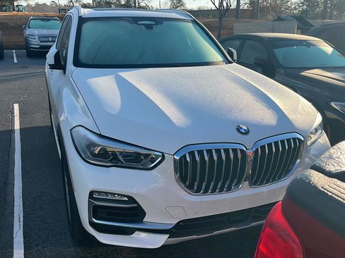 Used 2020 BMW X5 sDrive40i w/ Executive Package image 3