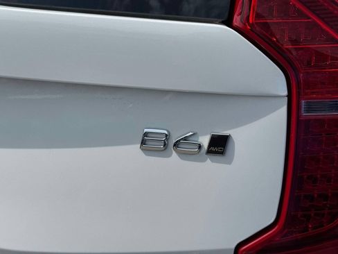 Used 2024 Volvo XC90 B6 Plus w/ Protection Package Premier AWD/4WD image 8
