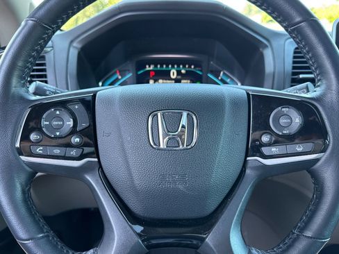 Used 2022 Honda Odyssey Elite image 37