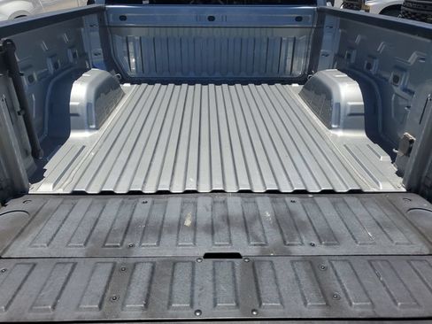 Used 2023 Chevrolet Silverado 1500 LT RWD image 10