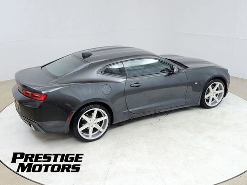 Used 2016 Chevrolet Camaro LT RWD image 19