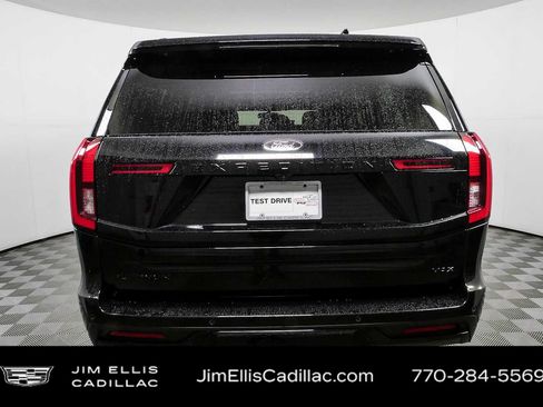 Used 2025 Ford Expedition Max Platinum w/ Stealth Appearance Package AWD/4WD image 32