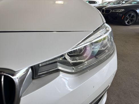 Used 2016 BMW 328i Sedan RWD image 9