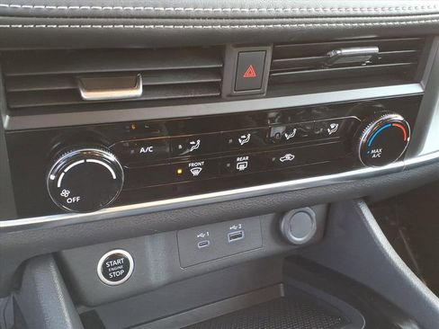 Certified 2023 Nissan Rogue S image 16