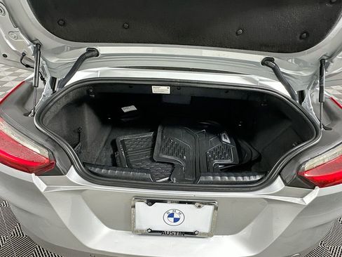 Used 2020 BMW Z4 M40i w/ Executive Package image 24