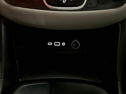 Used 2022 Chevrolet Equinox LT FWD image 16