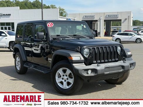 Used 2021 Jeep Wrangler Unlimited Sport AWD/4WD image 1