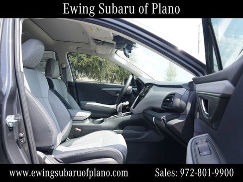 Used 2025 Subaru Outback Premium image 16