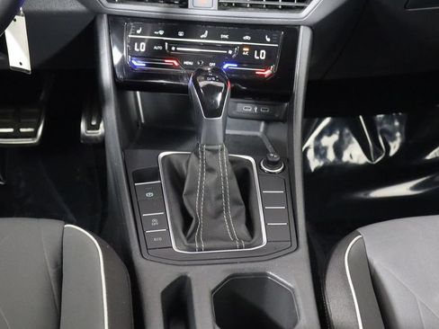 Used 2025 Volkswagen Jetta Sport FWD image 24