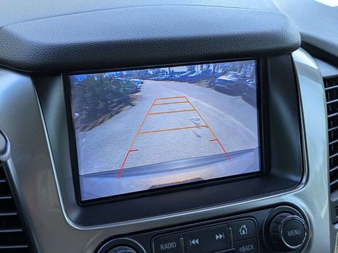Used 2017 Chevrolet Tahoe LT w/ Luxury Package AWD/4WD image 23